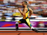 IM竞技体育平台-布鲁诺的阿尔及利亚之怒，当血性足球撕碎尤文图斯的优雅神话