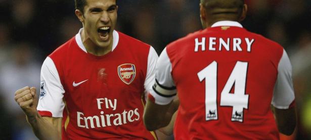 IM英雄联盟竞猜-赛道上的双重风暴，红牛铁蹄碾压跃马，阿隆索烈焰点燃赛场