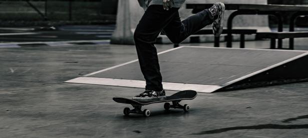 IM电竞下载-赛道风云，佩雷兹领军，梅赛德斯轻取红牛车队