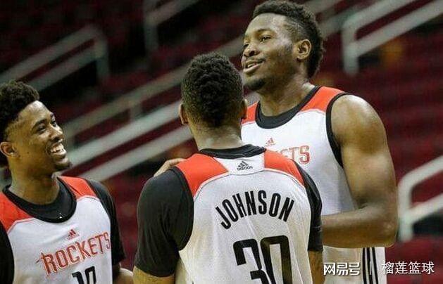 勇士队年轻球员获赞助教培养 勇士队年轻球员获赞助教培养