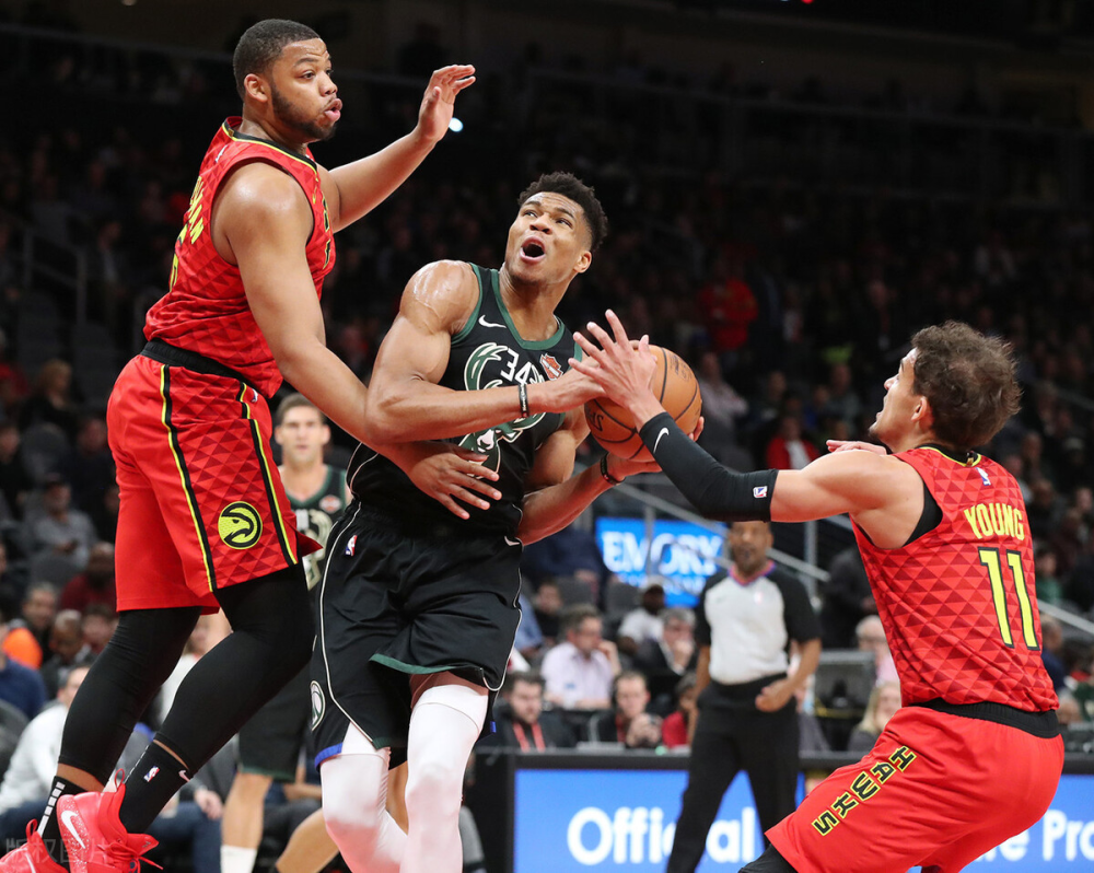 进攻力量完美呈现,教练全力助阵 进攻力量完美呈现,教练全力助阵