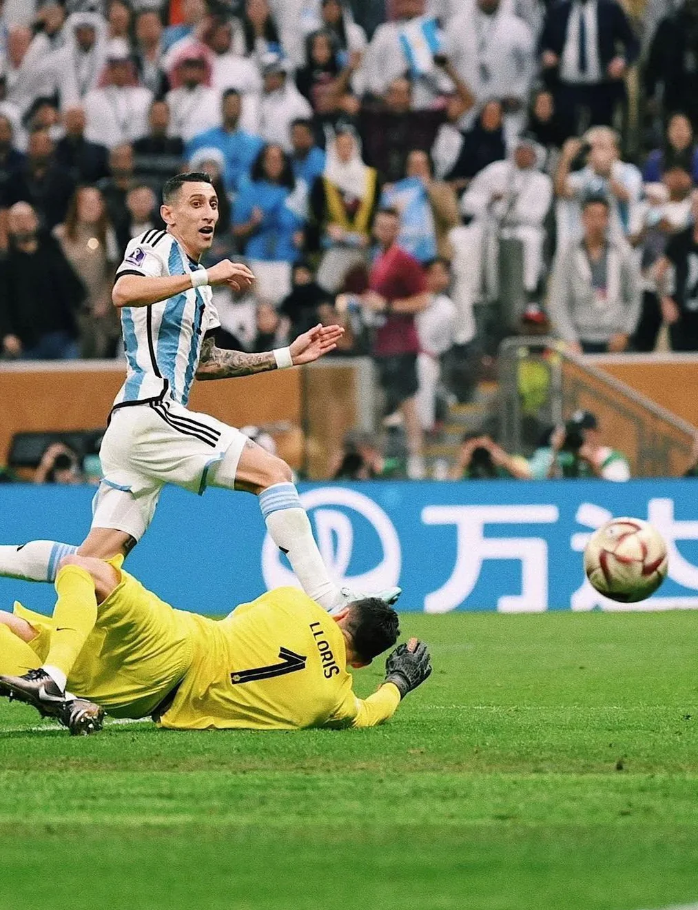 阿根廷女足守门员连续扑出点球,帮助球队获胜 阿根廷女足守门员连续扑出点球,帮助球队获胜