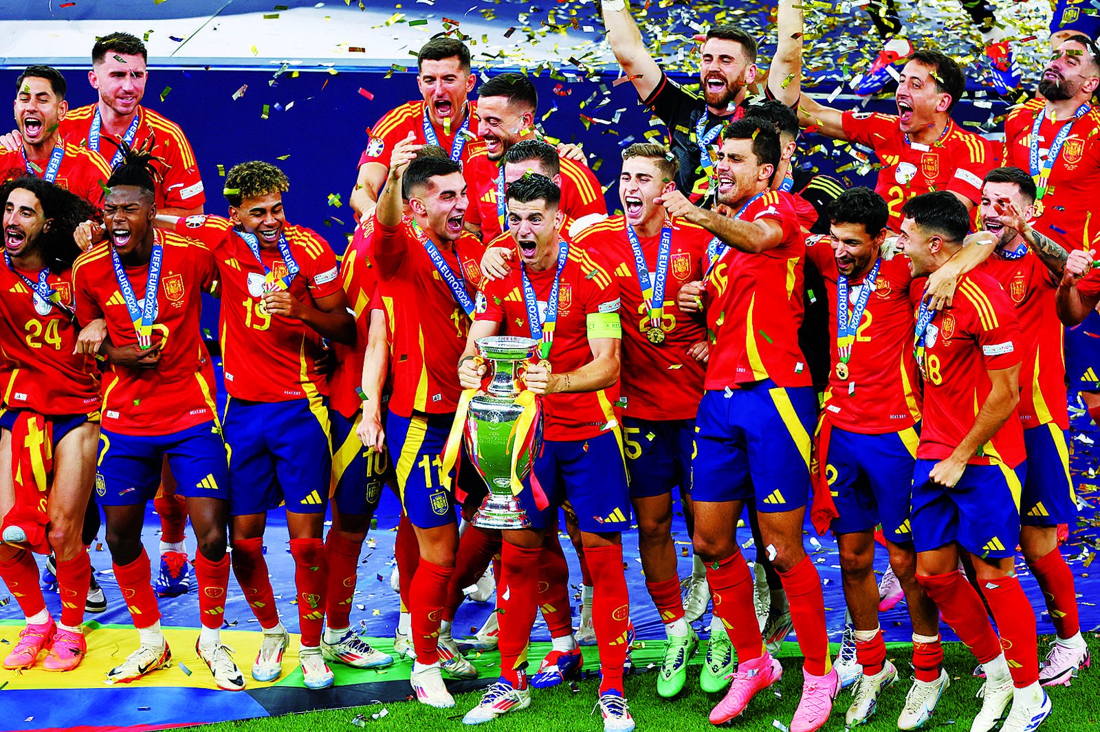 欧洲足球赛事精彩绝伦,各队实力较量令人期待 欧洲足球赛事精彩绝伦,各队实力较量令人期待