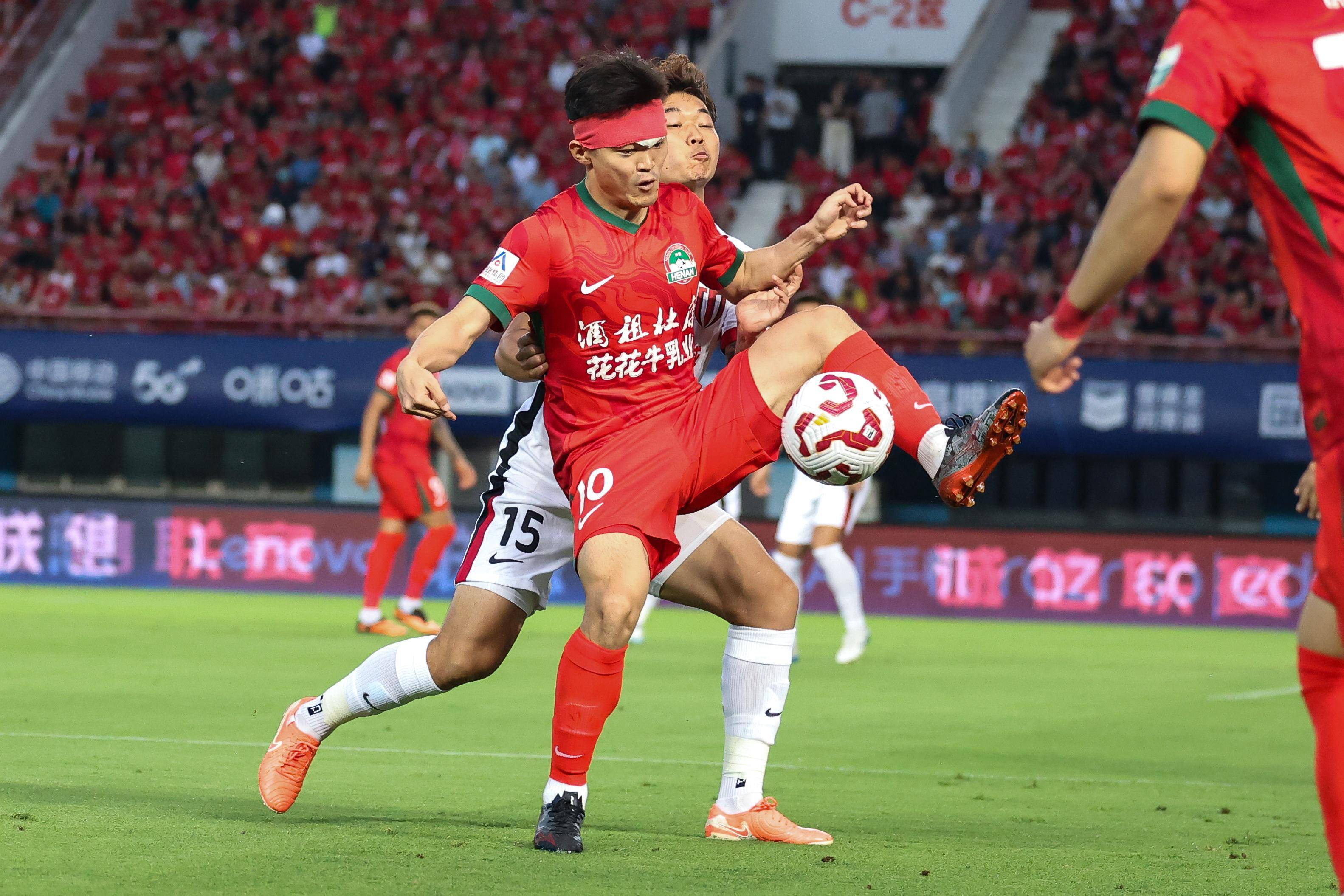 江苏男篮客场取得胜利,实力不容小觑 江苏男篮客场取得胜利,实力不容小觑