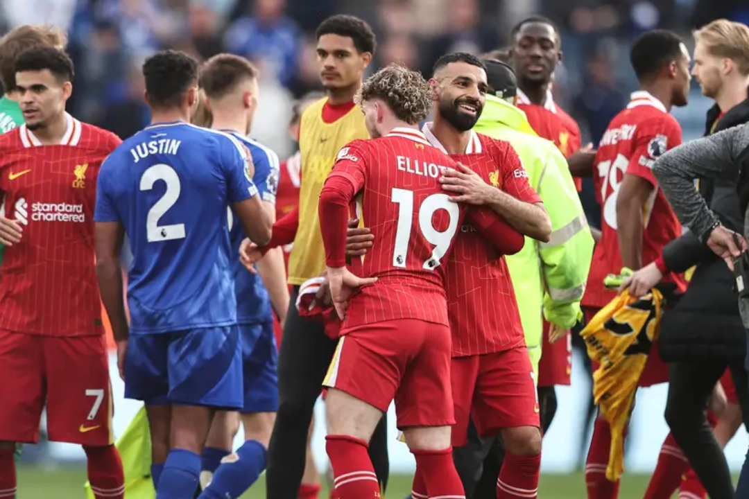 利物浦客场惨败！苏亚雷斯无缘破荒，欧冠压力骤增