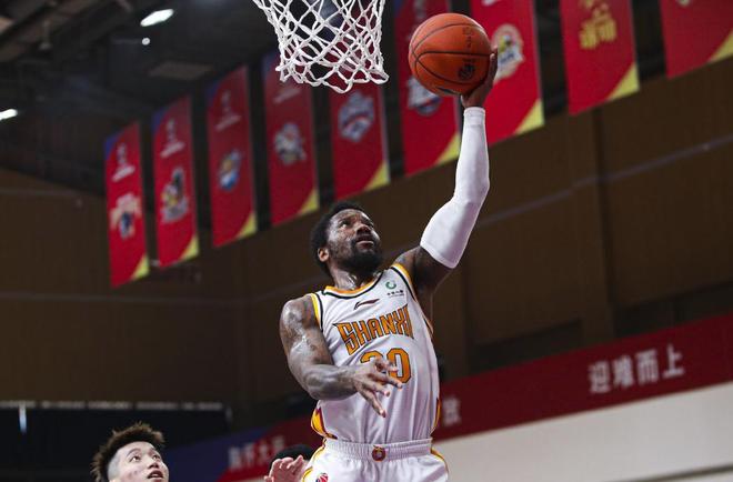 黑龙江男篮胜券在握,轻松获胜 黑龙江男篮胜券在握,轻松获胜