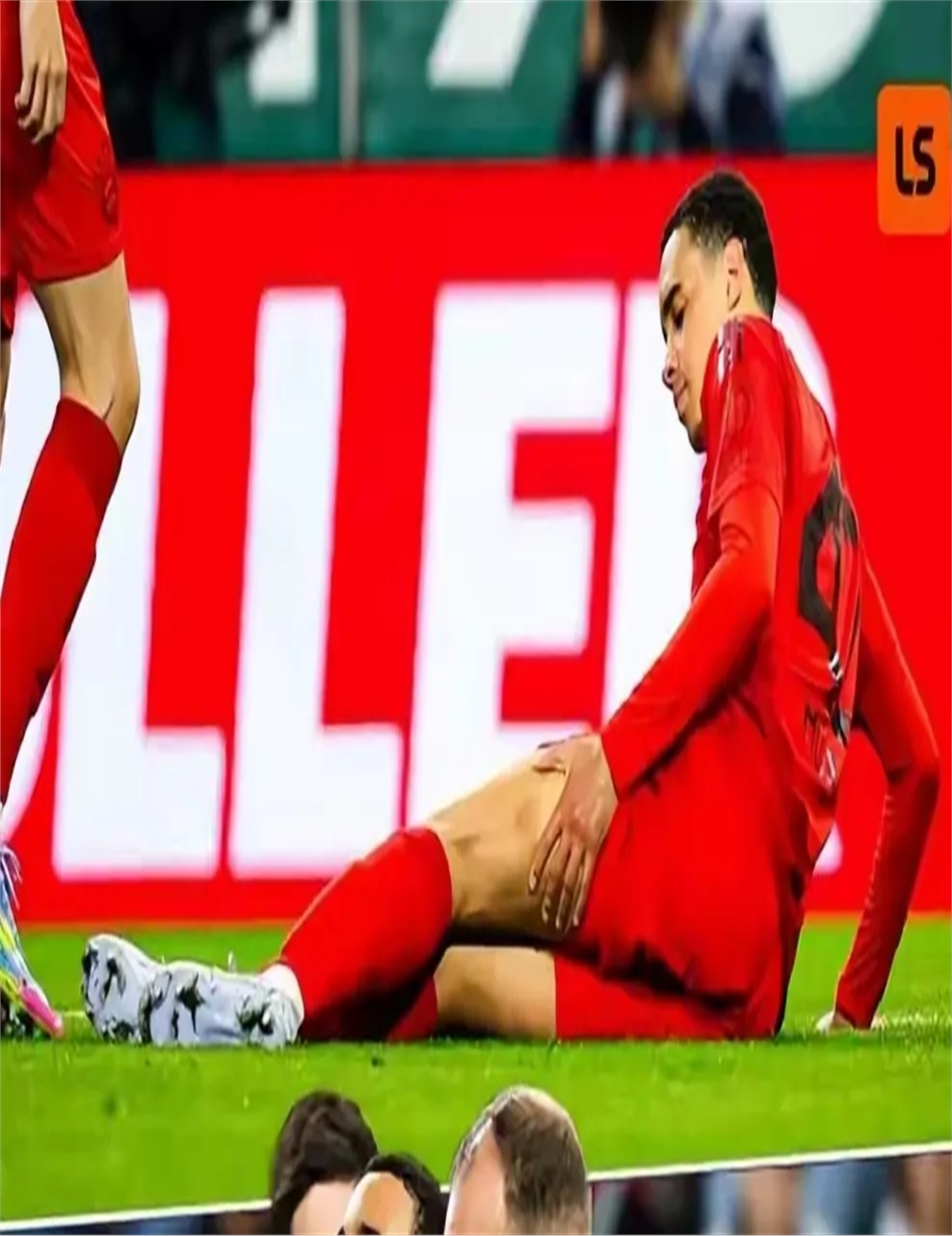 利物浦险胜拜仁，穆勒高光表现