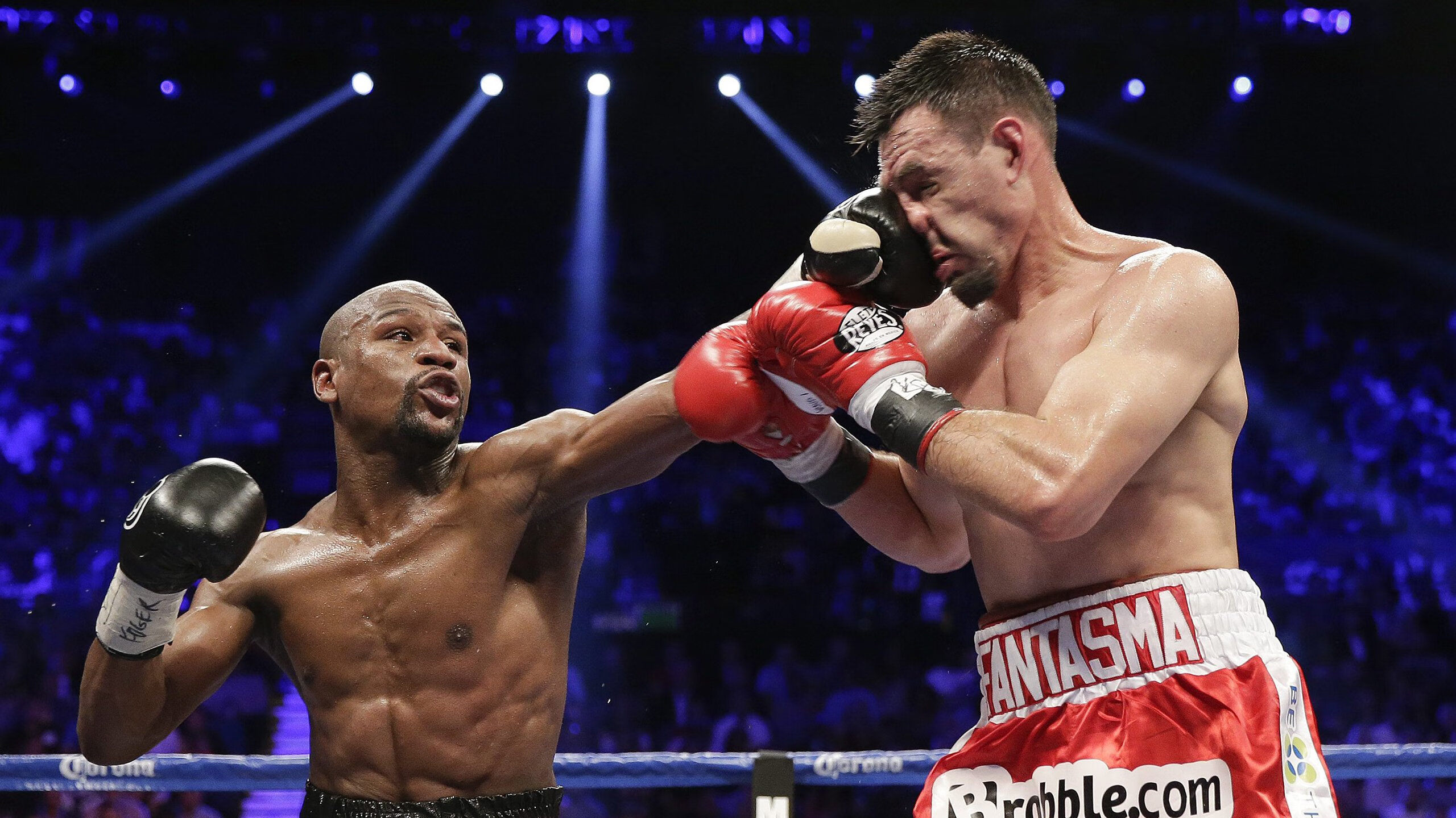 塞恩斯高光表现引领威廉姆斯横扫索伯，唯一性胜利背后的战略革命